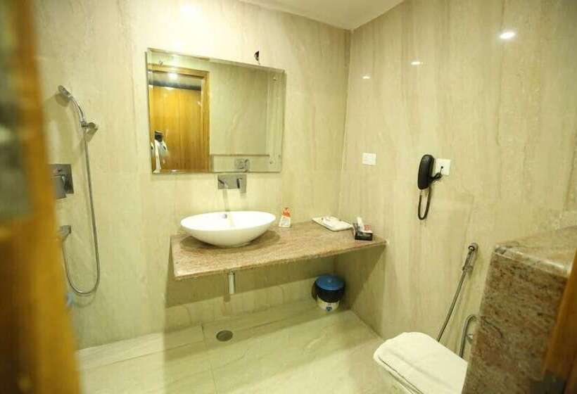 Номер Deluxe, Royal Park Hotels & Resorts, Ghaziabad