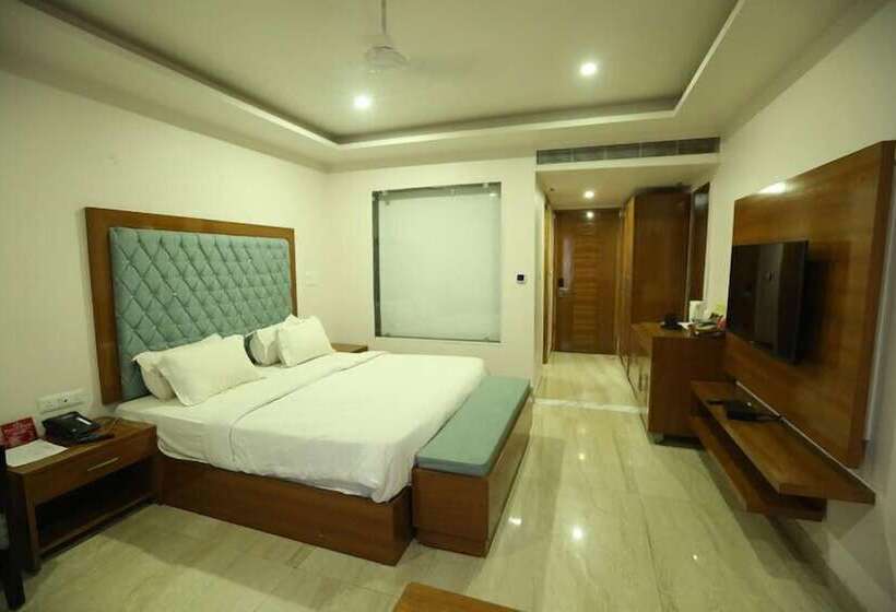 Номер Deluxe, Royal Park Hotels & Resorts, Ghaziabad