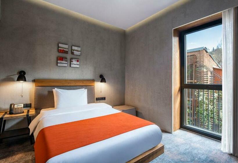 اتاق استاندارد, Iota Hotel Tbilisi