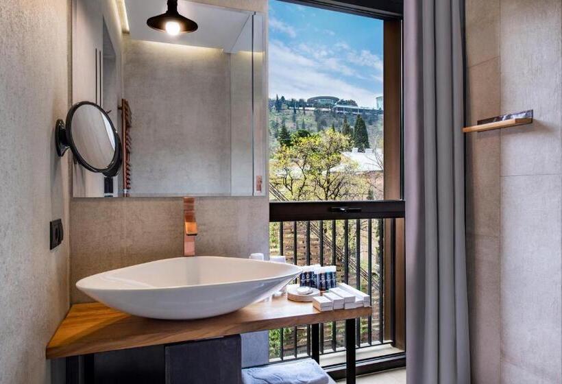 اتاق استاندارد با تخت بزرگ, Iota Hotel Tbilisi