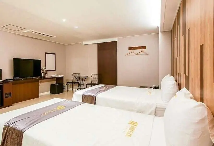 اتاق لوکس, Breeze