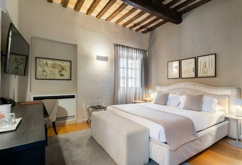 Люкс, Relais Villa Del Borgo