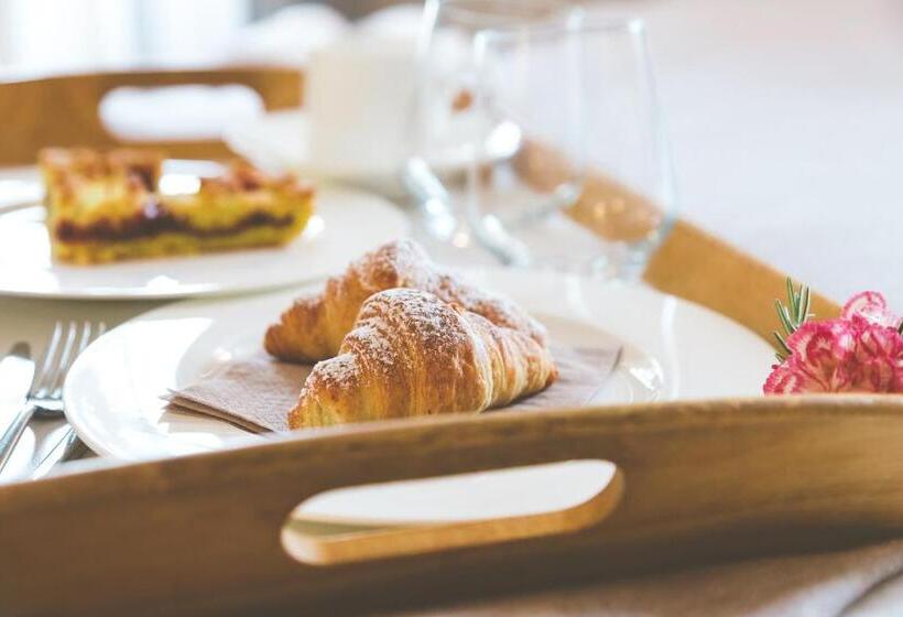 デラックスジュニアスイート, Relais Villa Del Borgo