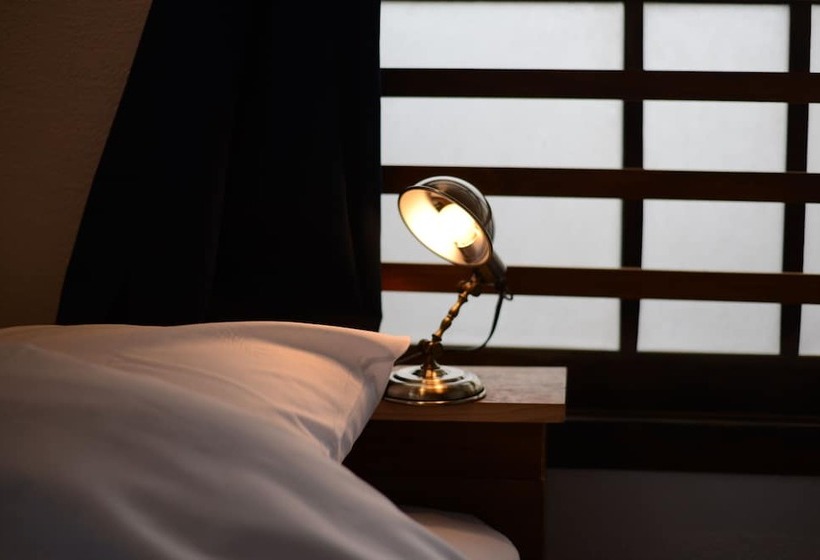 标准间, Taketa Ekimae Hostel Cue