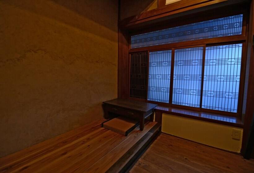 共用房间的床, Taketa Ekimae Hostel Cue