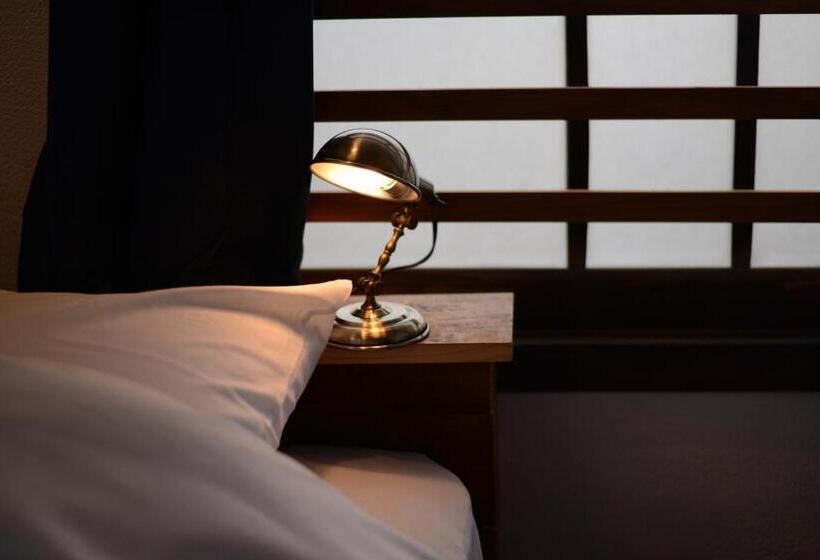 标准间, Taketa Ekimae Hostel Cue