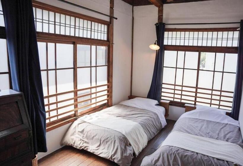 标准间, Taketa Ekimae Hostel Cue