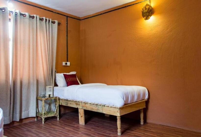 اتاق استاندارد, Wander Thirst