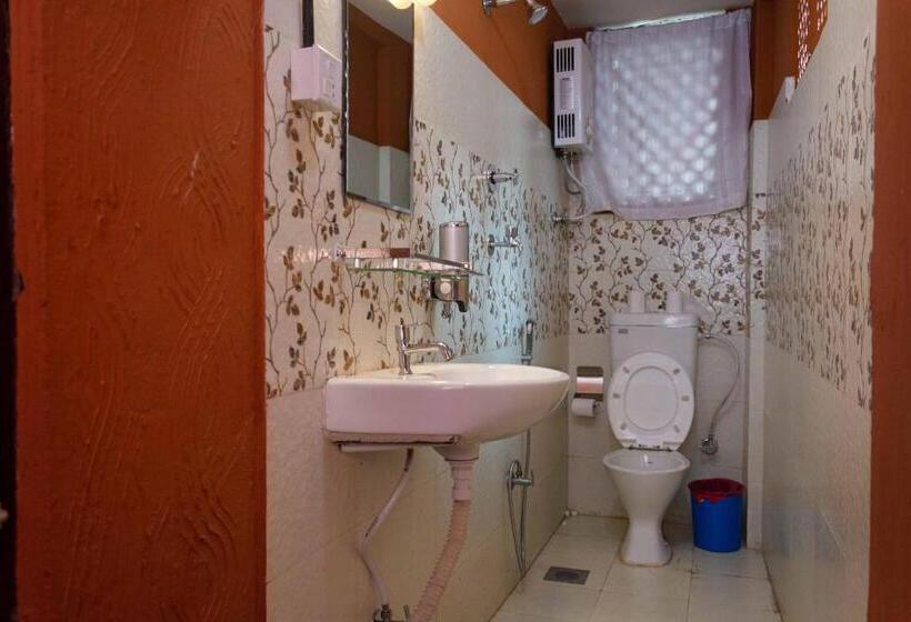 اتاق لوکس, Wander Thirst