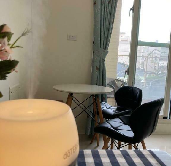 اتاق خانوادگی, Feng Su