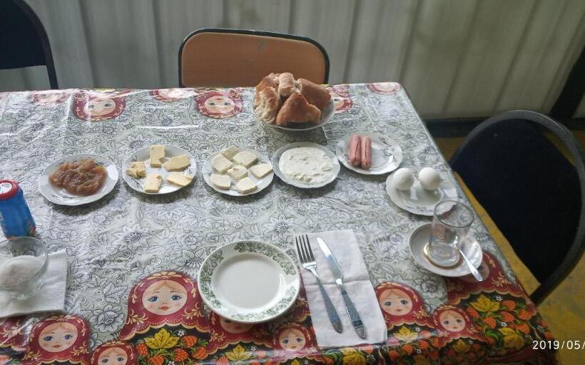 تختخواب در اتاق مشترک, Canal Hostel