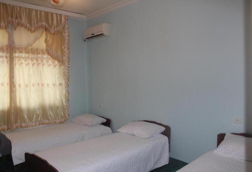 تختخواب در اتاق مشترک, Canal Hostel