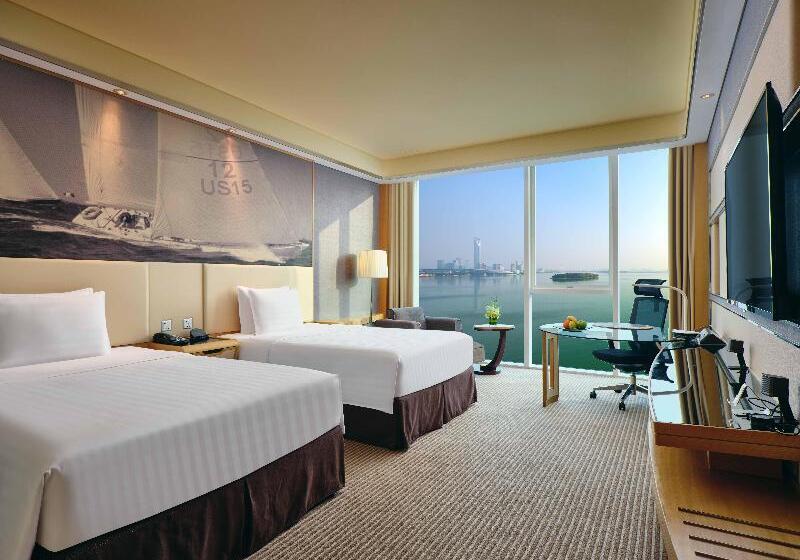 استودیوی استاندارد, Capital O 338 Asian