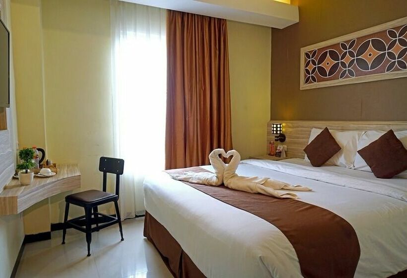 スーペリアールーム, Red Chilies