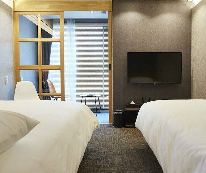 Quarto Deluxe, Royal Square Hotel Seoul