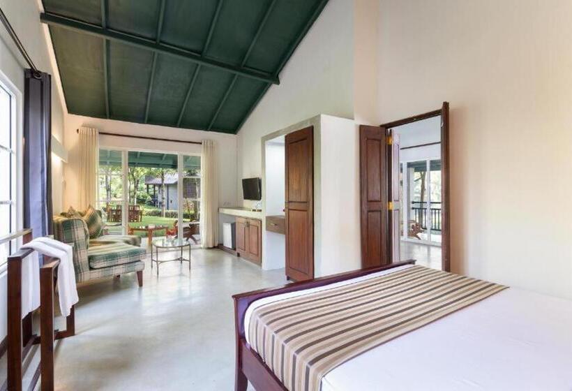 Standard Bungalow 2 Bedrooms 2 Bedrooms Lake View, The Farm Resorts