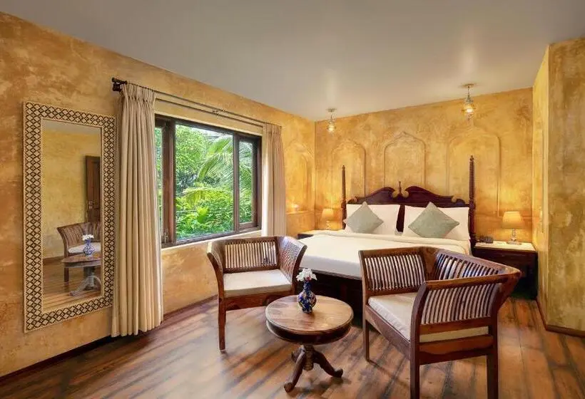 Capsule, Amritara Aura Resort & Spa