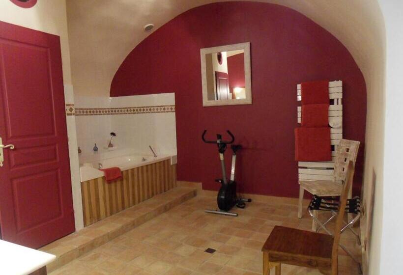 اتاق استاندارد, Domaine De L Olibaou