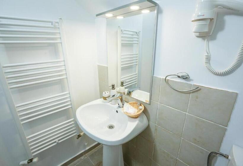 اتاق استاندارد, Maisonette Apartments