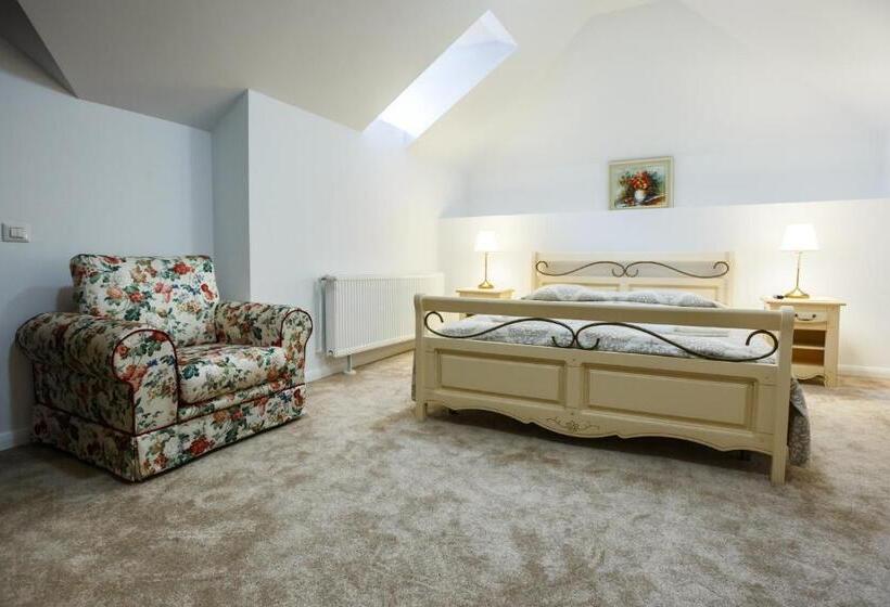 スタンダードルーム, Maisonette Apartments