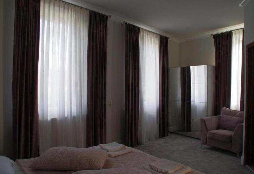 スイート（家族用）, Maisonette Apartments