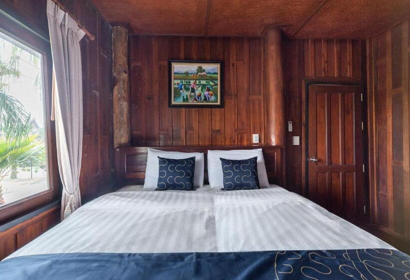 스탠다드 룸 킹사이즈 침대, Capital O 805 Suan Palm Farm Nok Resort
