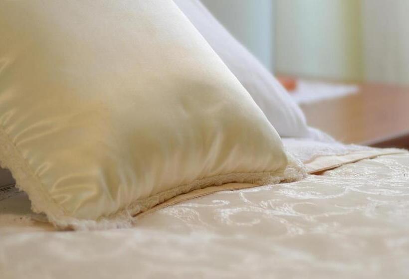 חדר סטנדרט יחיד, La Fenice