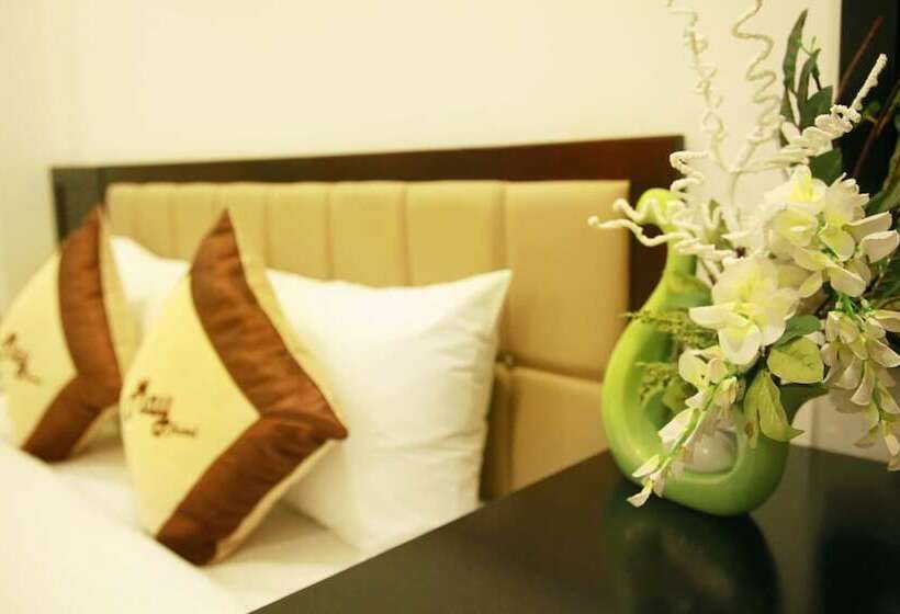 اتاق استاندارد, May