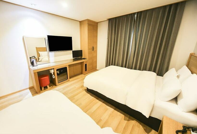 豪华房间, Paju Golden Hill