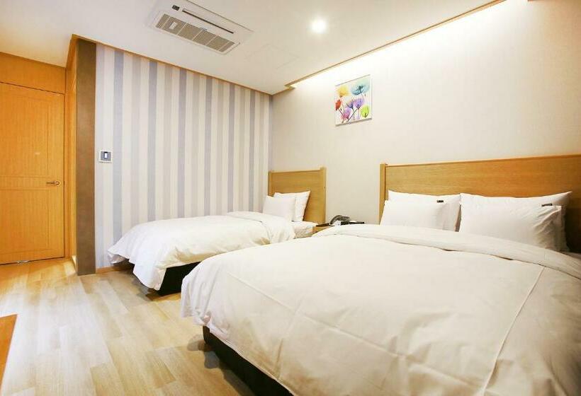 豪华房间, Paju Golden Hill