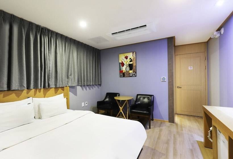 חדר דלוקס, Paju Golden Hill