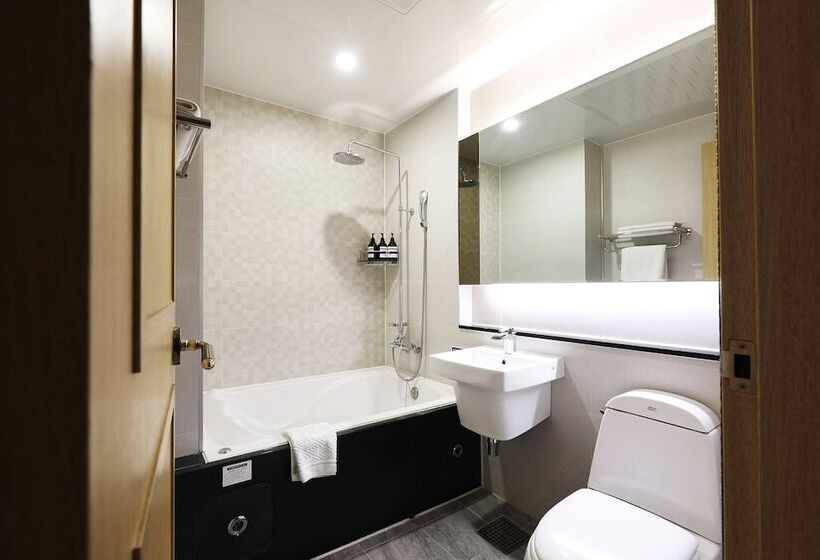 豪华房间, Paju Golden Hill