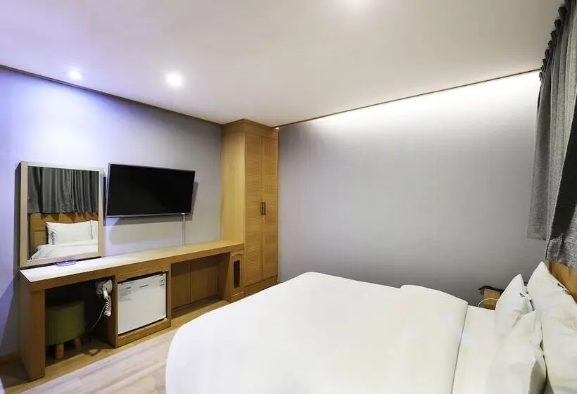 デラックスルーム, Paju Golden Hill