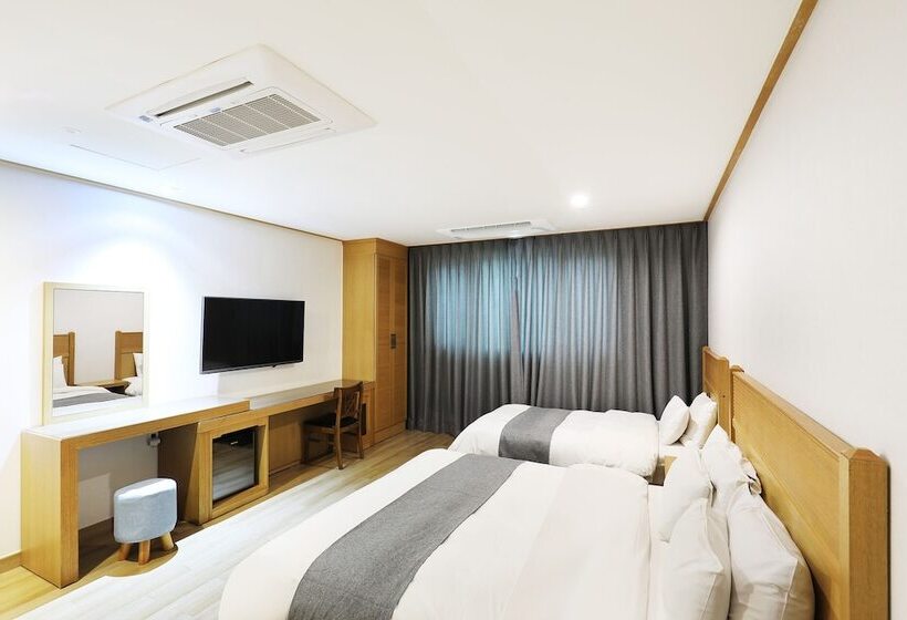 패밀리 스위트, Paju Golden Hill