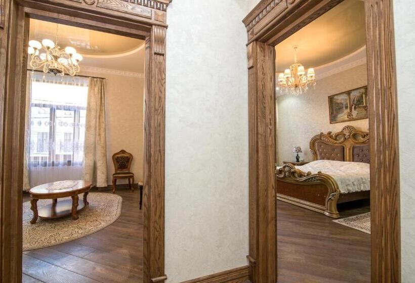 آپارتمان 1 خوابه, Panskiy Dvir