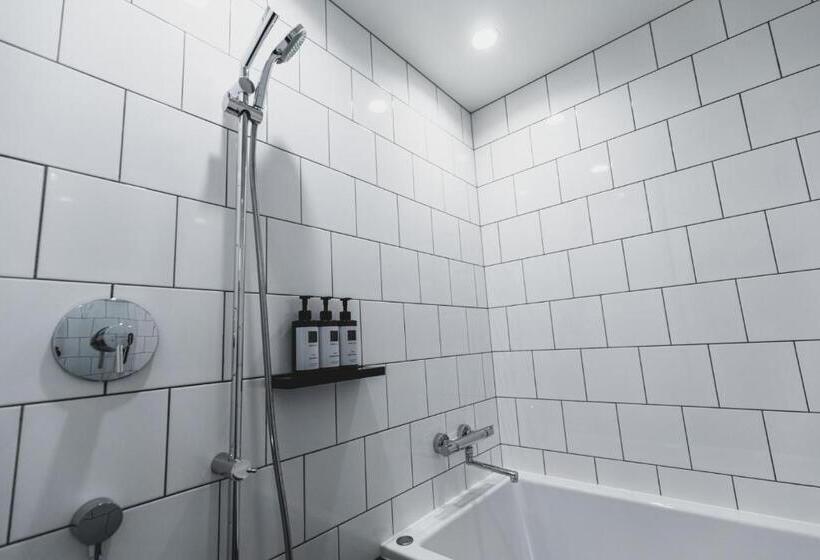 Süit, Trunkcat Street