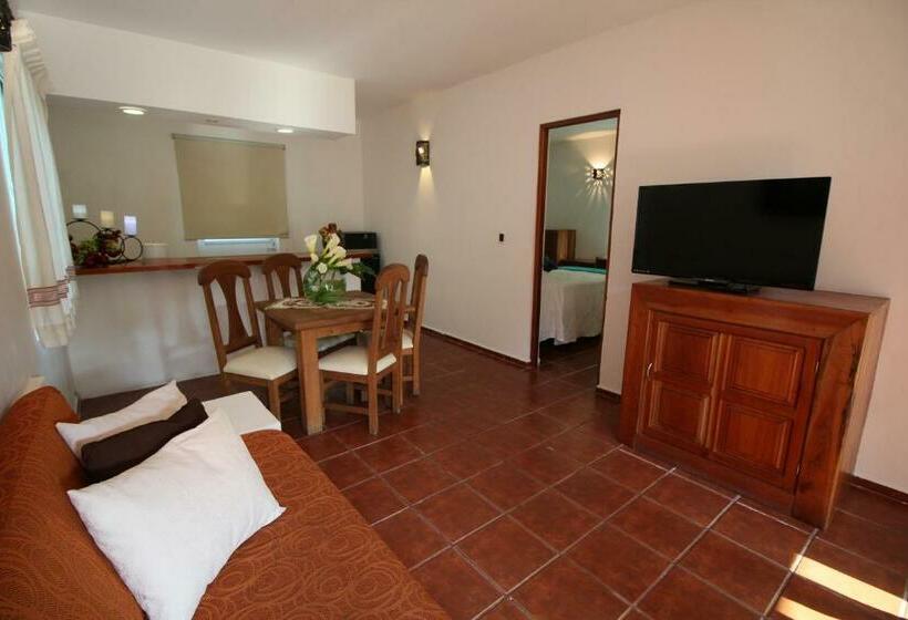 بنجلو عائلى, Villa Blanca Suites