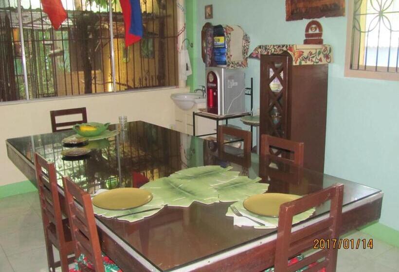 جناح ديلوكس, Villa 301 B&b