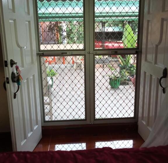 جناح ديلوكس, Villa 301 B&b