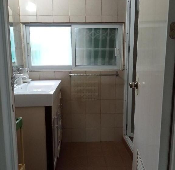 سوییت لوکس, Villa 301 B&b