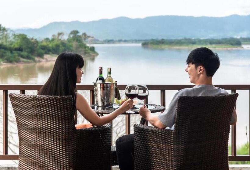 자쿠지 스위트, Bansaeo Garden And Resort