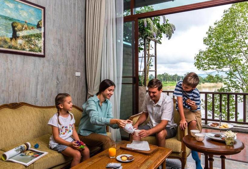 이그제큐티브 스위트, Bansaeo Garden And Resort