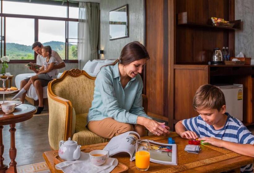 이그제큐티브 스위트, Bansaeo Garden And Resort