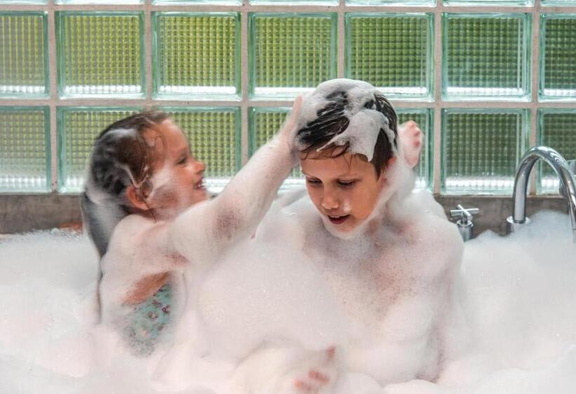 이그제큐티브 스위트, Bansaeo Garden And Resort