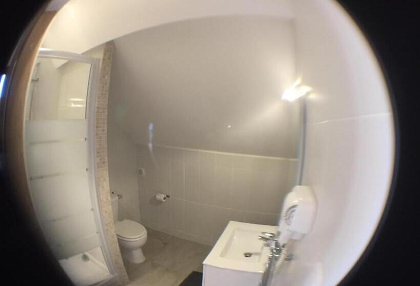 家庭间, Beauval Chambre