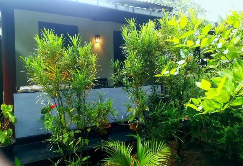 חדר סטנדרט, Lakmal Homestay ,10 Minutes To Sigiriya Rock