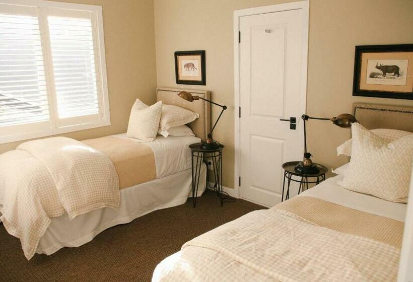 Четырехместный Номер Deluxe, Ngamihi Lodge