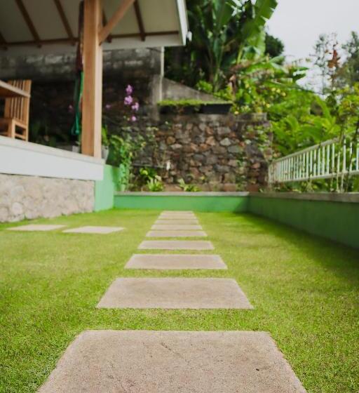 Standardrum Bergsutsikt, The One Ella