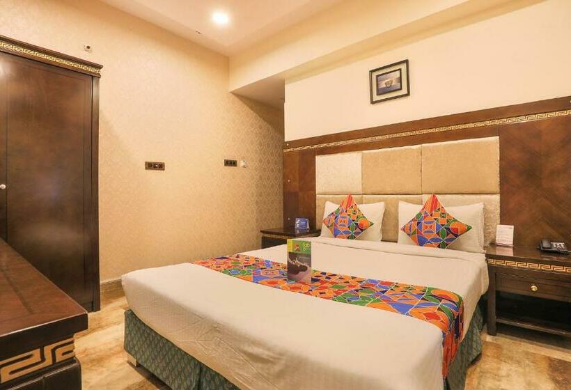 デラックスルーム, Fabhotel Frazer Suites   Nr Bangalore Cantt Railway Station