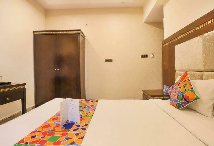 デラックスルーム, Fabhotel Frazer Suites   Nr Bangalore Cantt Railway Station